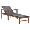 vidaXL Tumbona madera maciza de acacia y rat&aacute;n sint&eacute;tico negro