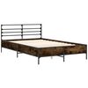 vidaXL Estructura cama madera ingenier&iacute;a metal roble ahumado 135x190cm