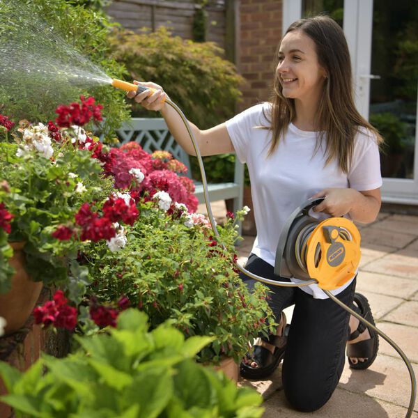 Hozelock Microcarrete de manguera con manguera de 10 m Click & Go