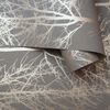 DUTCH WALLCOVERINGS Papel pintado Rhea Trees gris y oro rosa