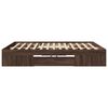 vidaXL Estructura de cama sin colch&oacute;n marr&oacute;n roble 180x200 cm