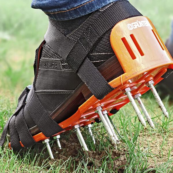 GR&Uuml;NTEK Zapatos aireadores de c&eacute;sped