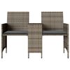 vidaXL Sofá de jardín 2 plazas con mesa y taburetes ratán PE gris