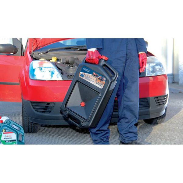 Draper Tools Contenedor de drenaje port&aacute;til para aceite 8 L 22493