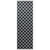Black_and_white_rhombus_pattern