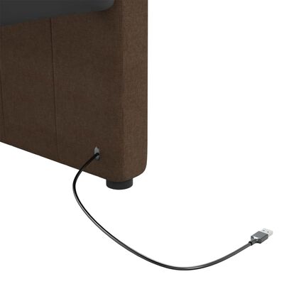vidaXL Sofá cama con colchón USB de tela marrón oscuro 90x200 cm