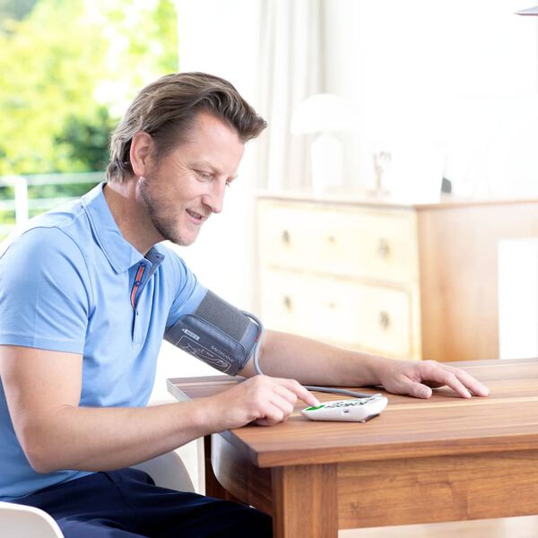 Medisana Tensi&oacute;metro para la parte superior del brazo BS 565 blanco