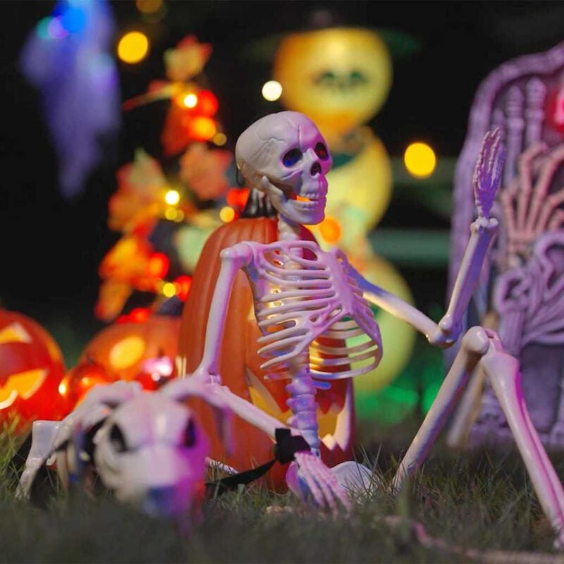 Set de decoración de esqueletos de Halloween blancos expuesto al aire libre