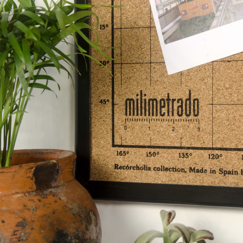 milimetrado Corcho con mapamundi y marco madera negro y marrón 70x50cm